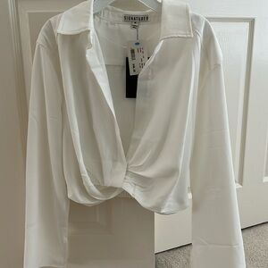 Signature 8 blouse